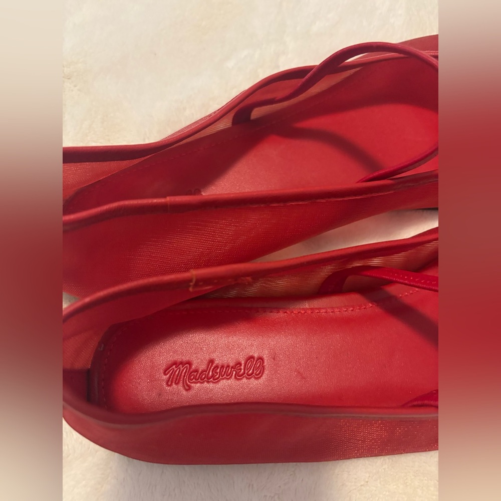 Madewell mesh flats red
Size 11 - Picture 3 of 5